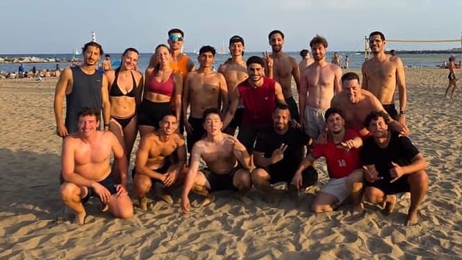 Keep Calm Community beach volleyball group in Barcelona